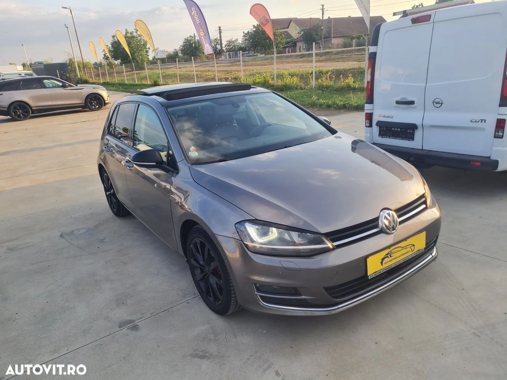 Volkswagen Golf - 2