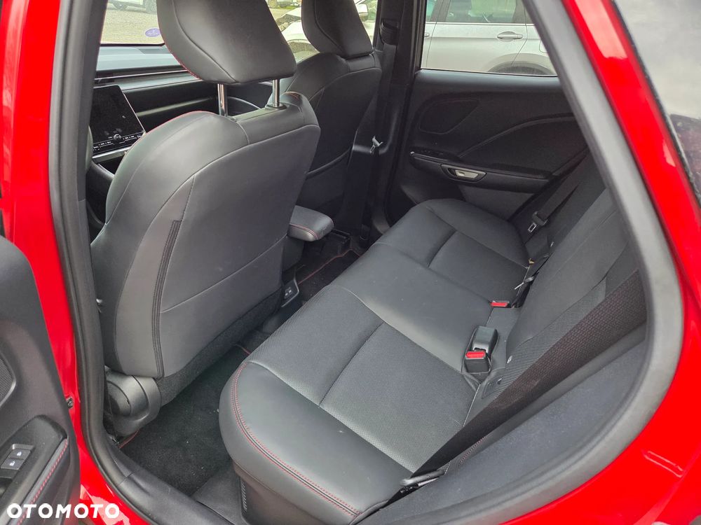 Lexus LBX FWD Emotion - 18