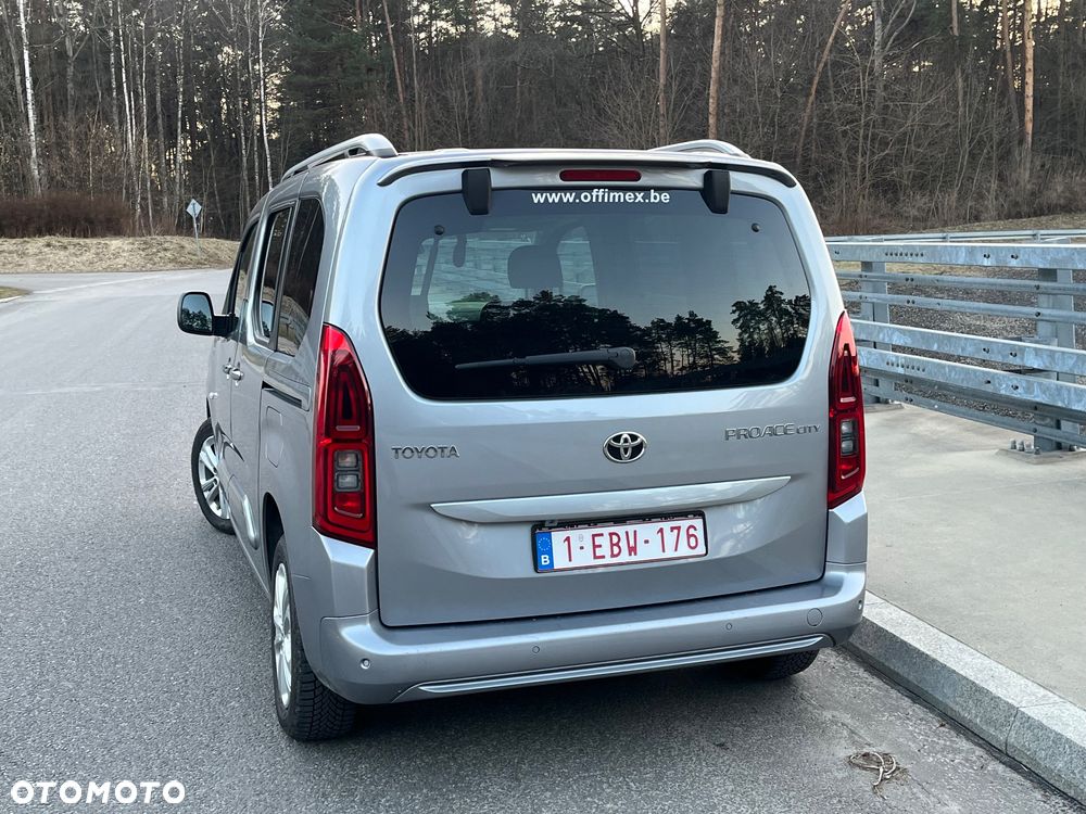 Toyota Proace City Verso Long 1.5 D-4D Business - 8