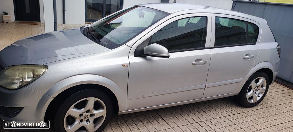 Opel Astra 1.3 CDTI Enjoy EcoFLEX - 3