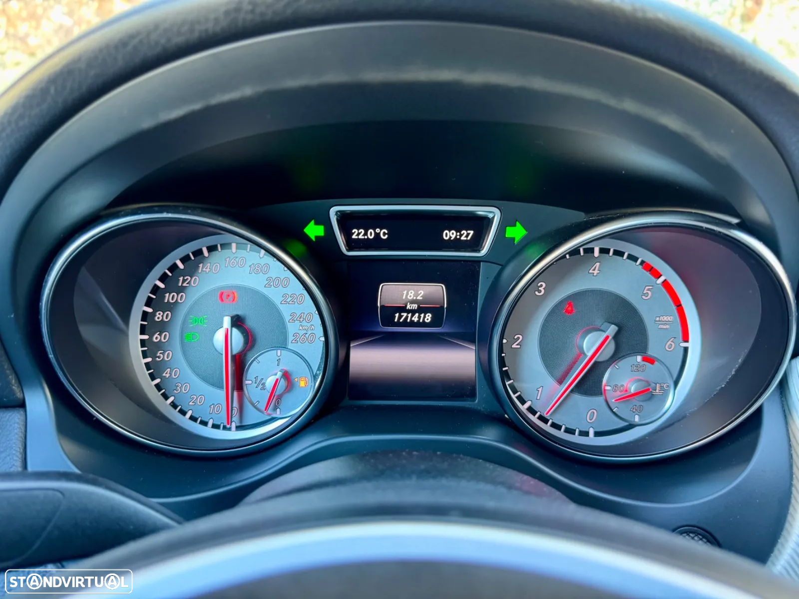 Mercedes-Benz CLA 200 CDi Urban - 35