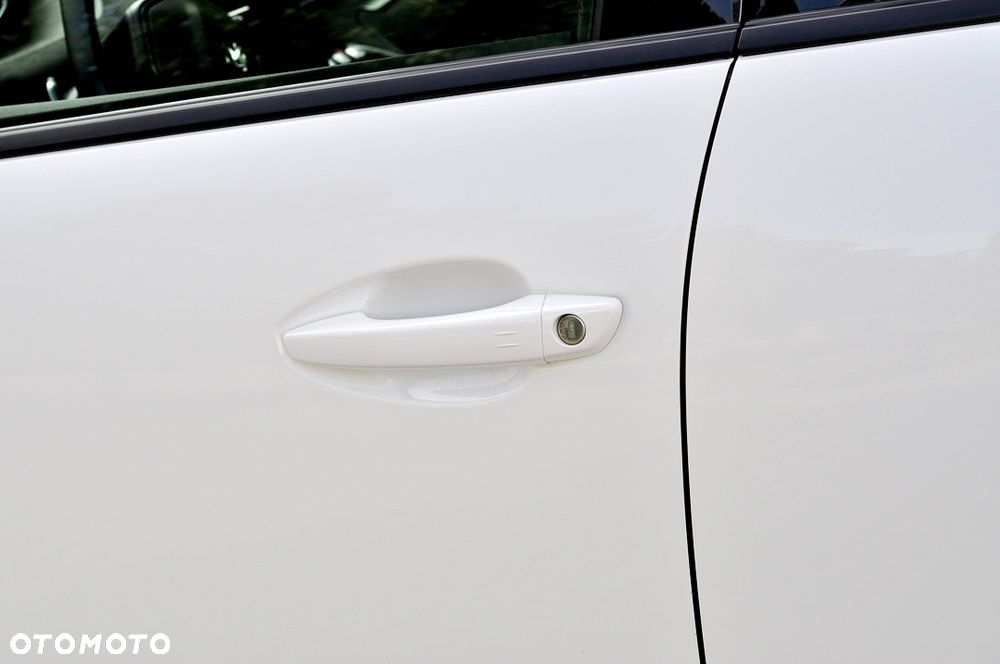 Peugeot 5008 1.5 BlueHDi Allure S&S EAT8 - 18