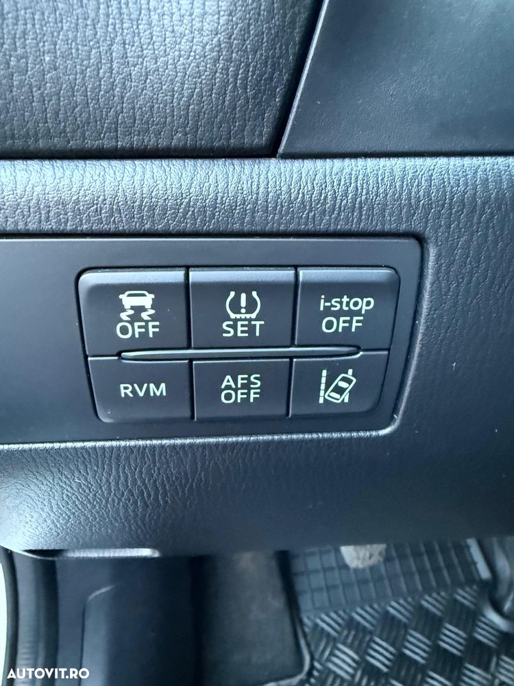 Mazda 3 SKYACTIV-G 120 Exclusive-Line - 27