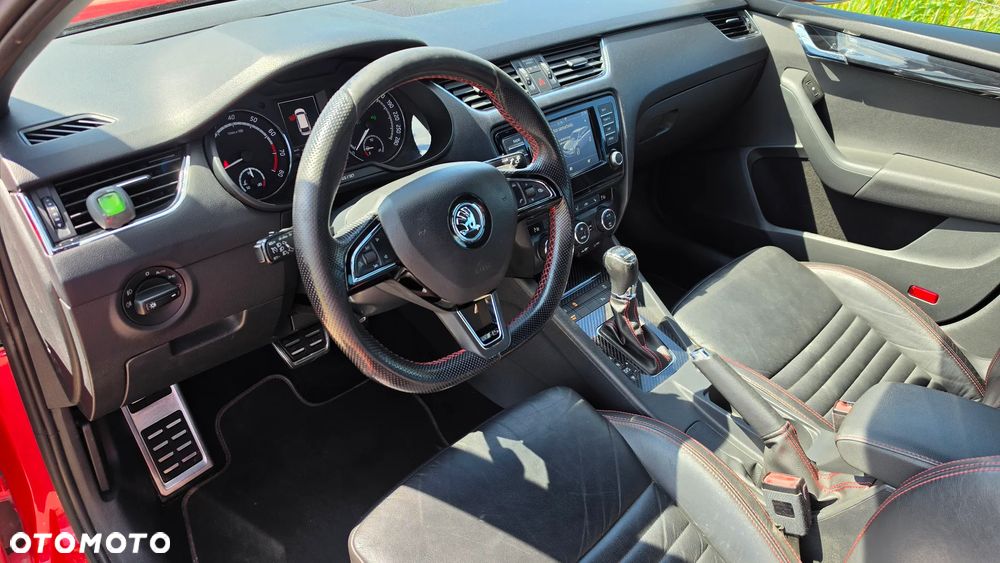 Skoda Octavia 2.0 TSI DSG RS 230 - 10