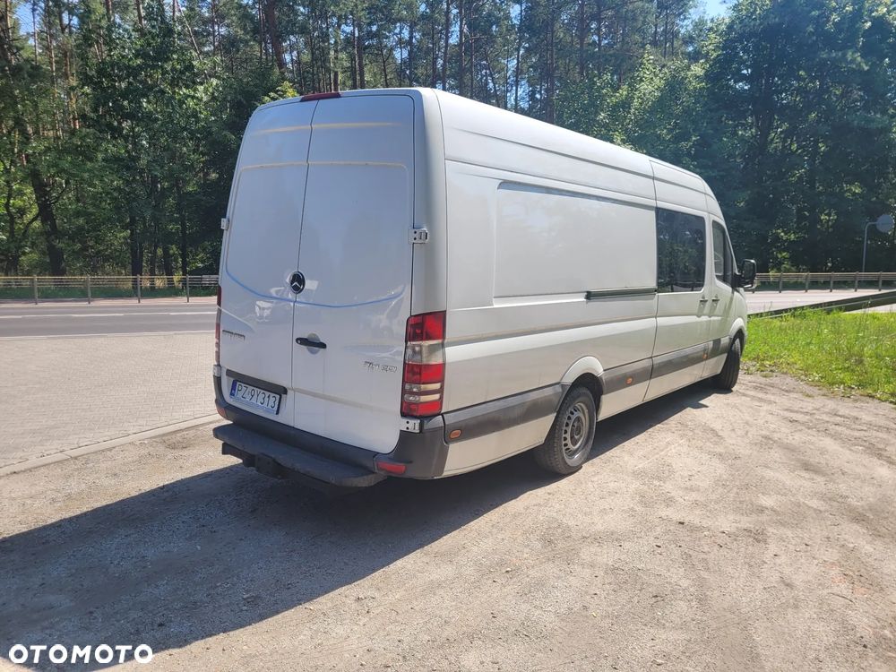 Mercedes-Benz Sprinter - 8