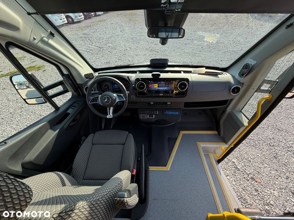Mercedes-Benz Sprinter 519 - 25
