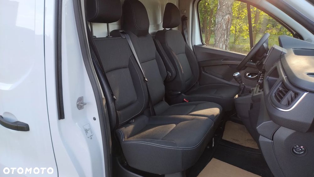 Nissan PRIMASTER - 17