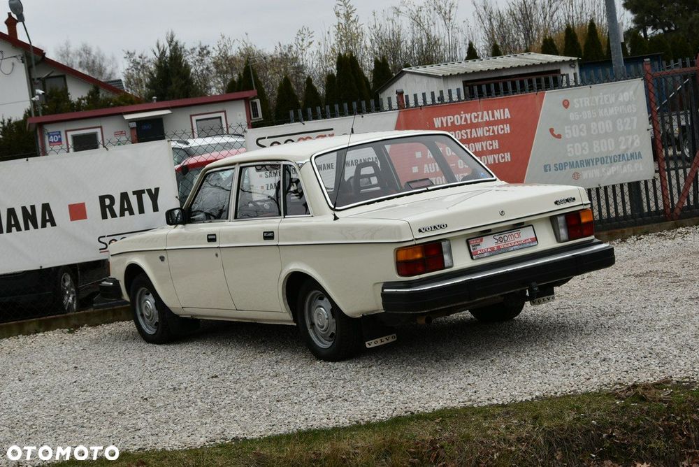 Volvo Seria 200 - 5