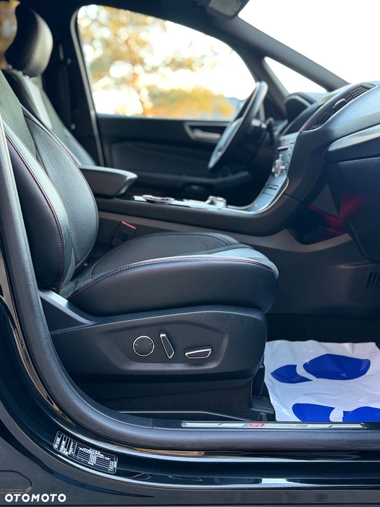 Ford S-Max 2.0 EcoBlue Twin-Turbo ST-Line - 26