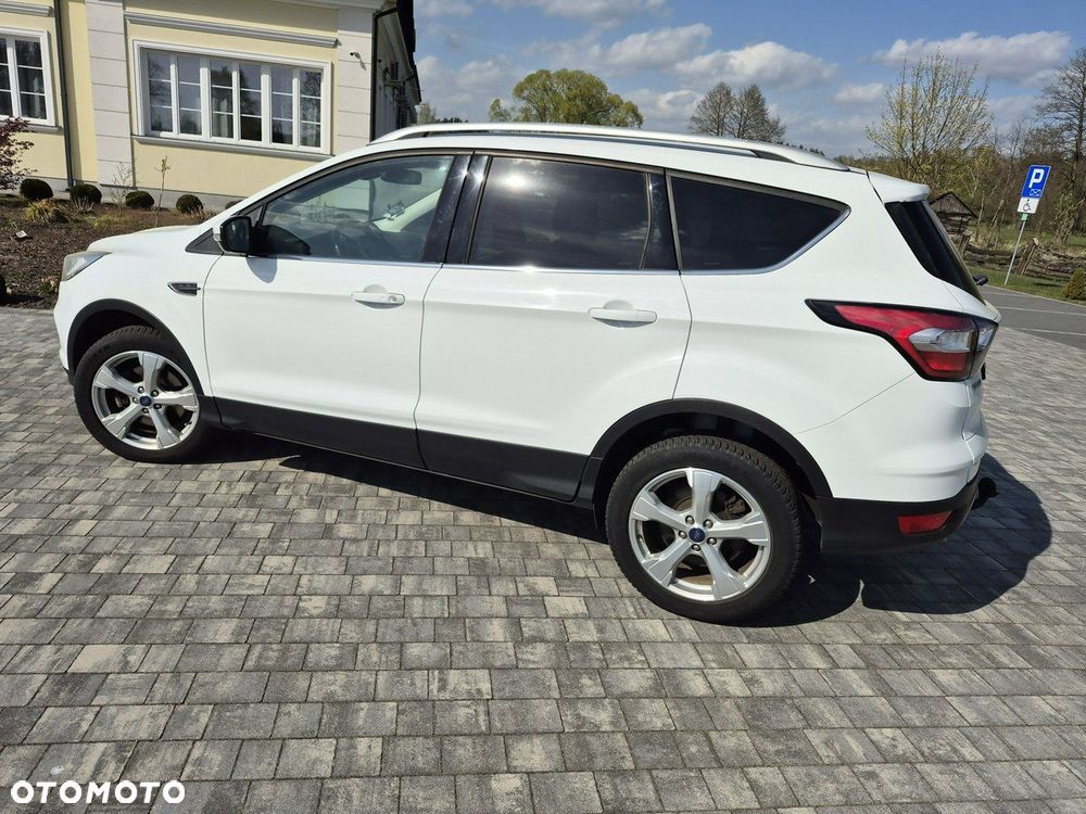 Ford Kuga - 13