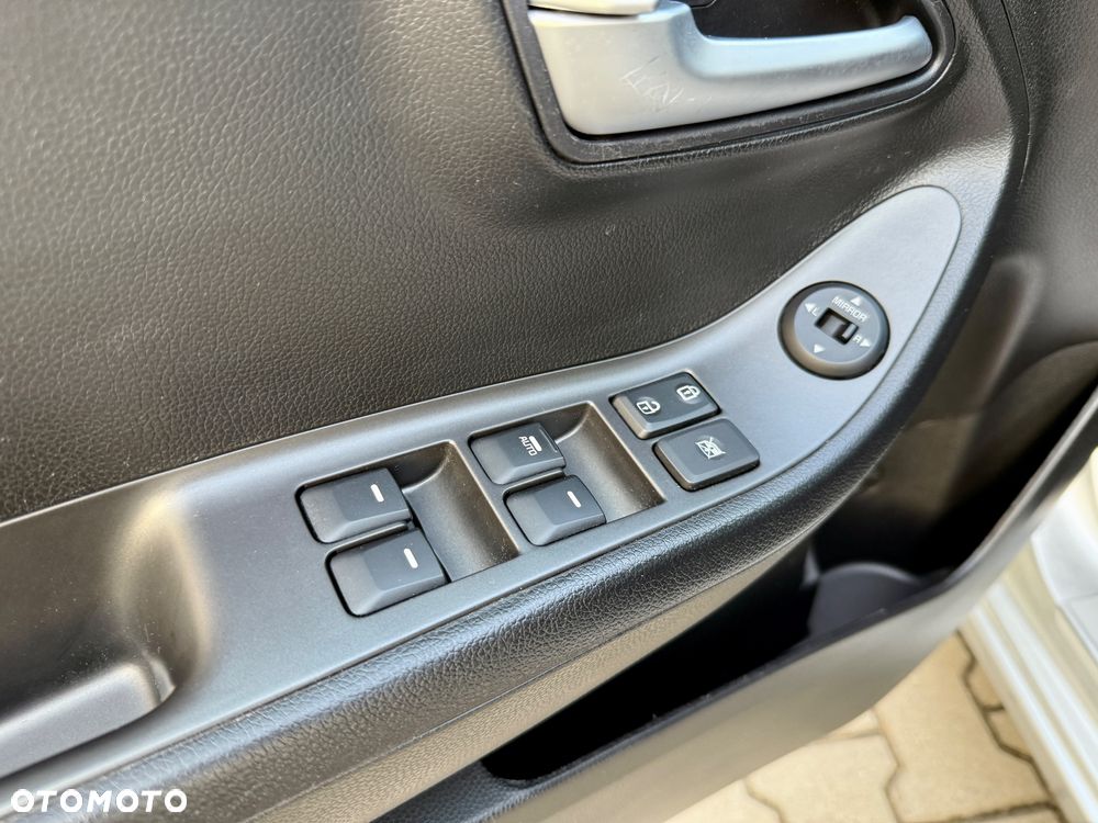 Kia Picanto 1.0 Business Line Plus - 32