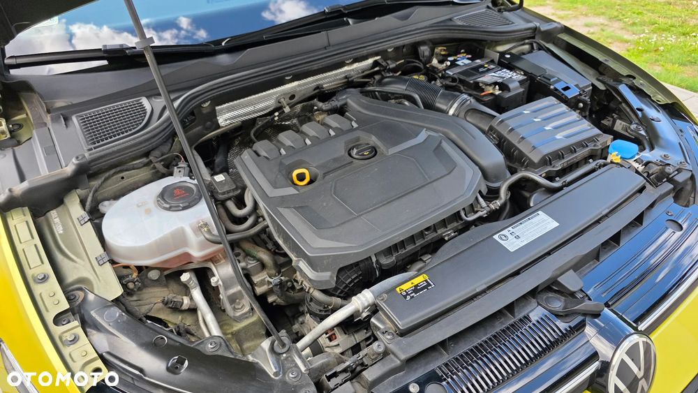Volkswagen Golf 1.5 TSI EVO Style - 16