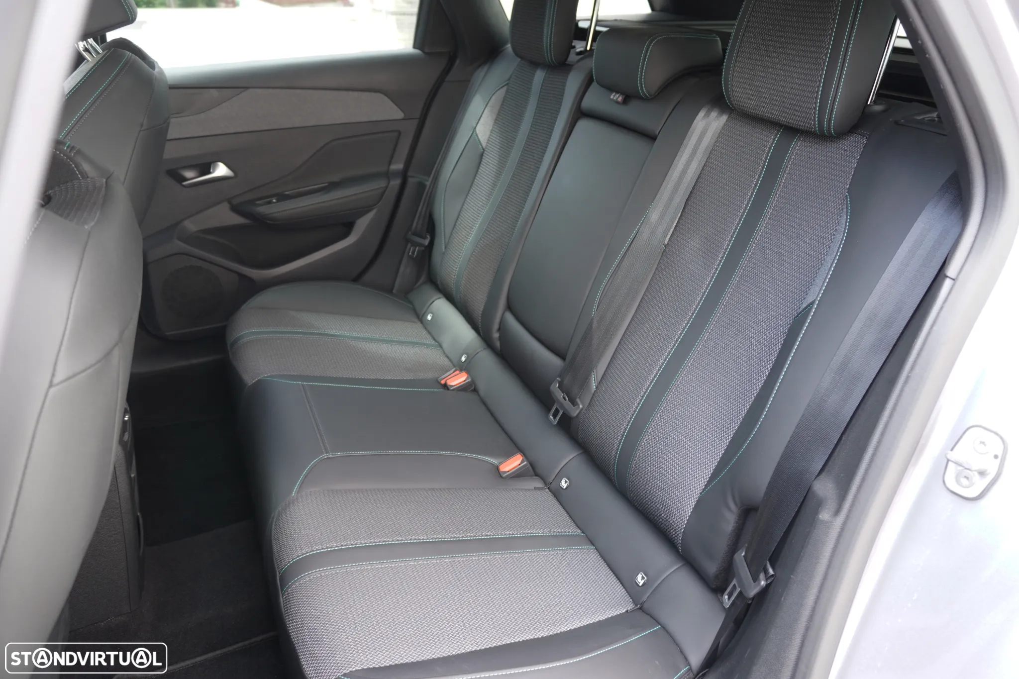 Peugeot 308 SW 1.5 BlueHDi Allure Pack - 28