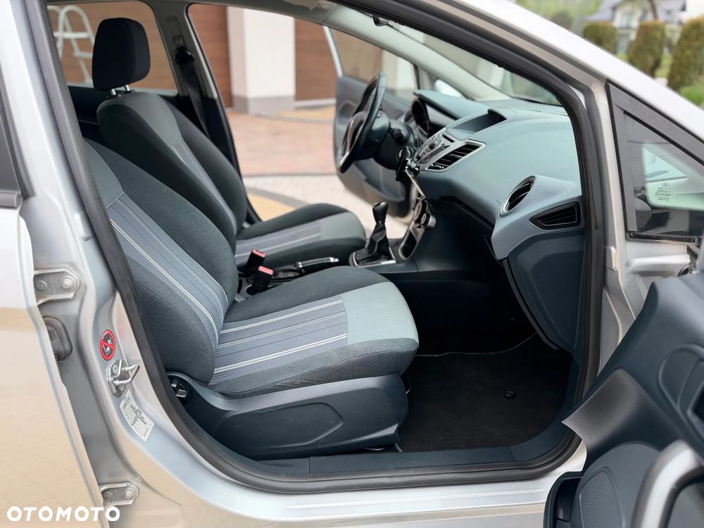 Ford Fiesta - 20