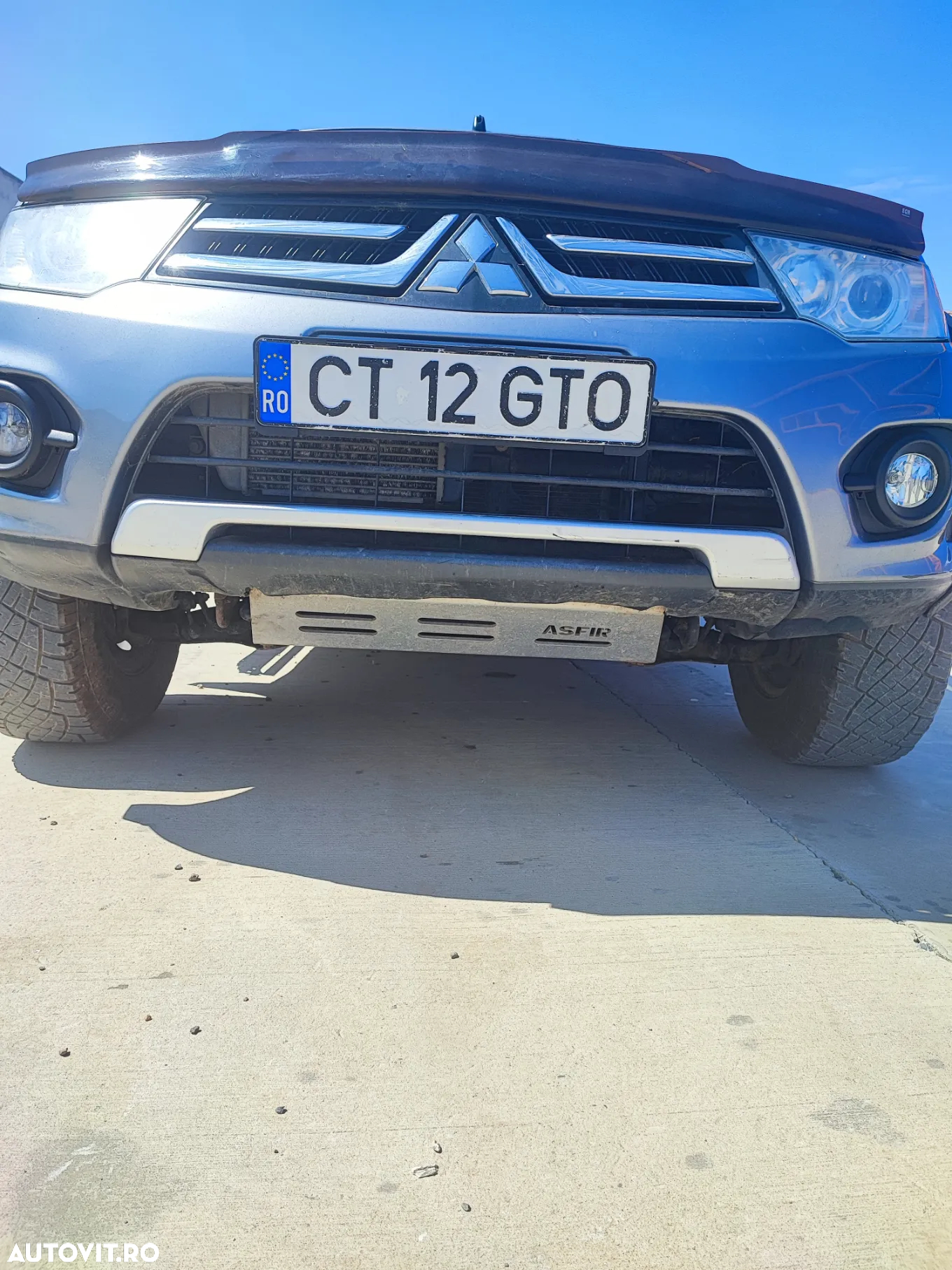 Mitsubishi L 200 - 13