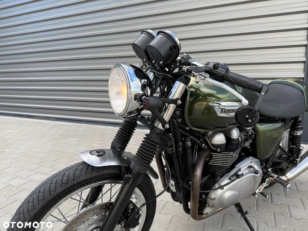 Triumph Thruxton - 23