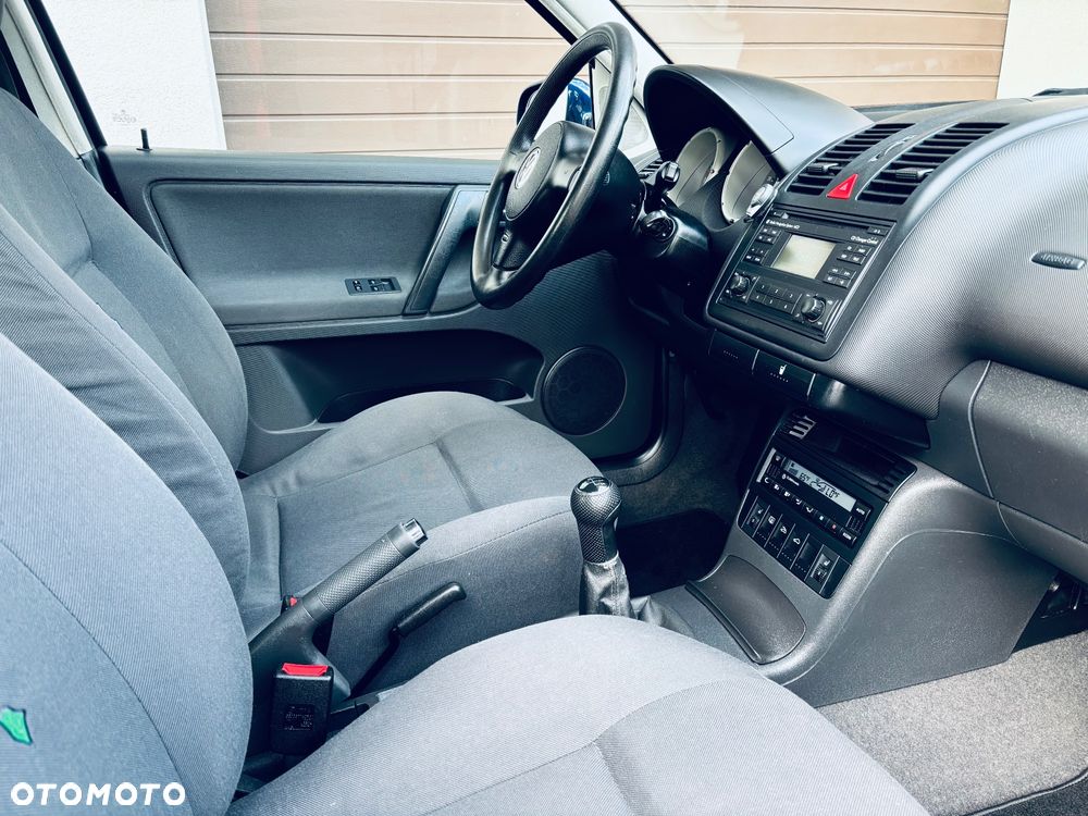 Volkswagen Polo 1.4 Highline - 23