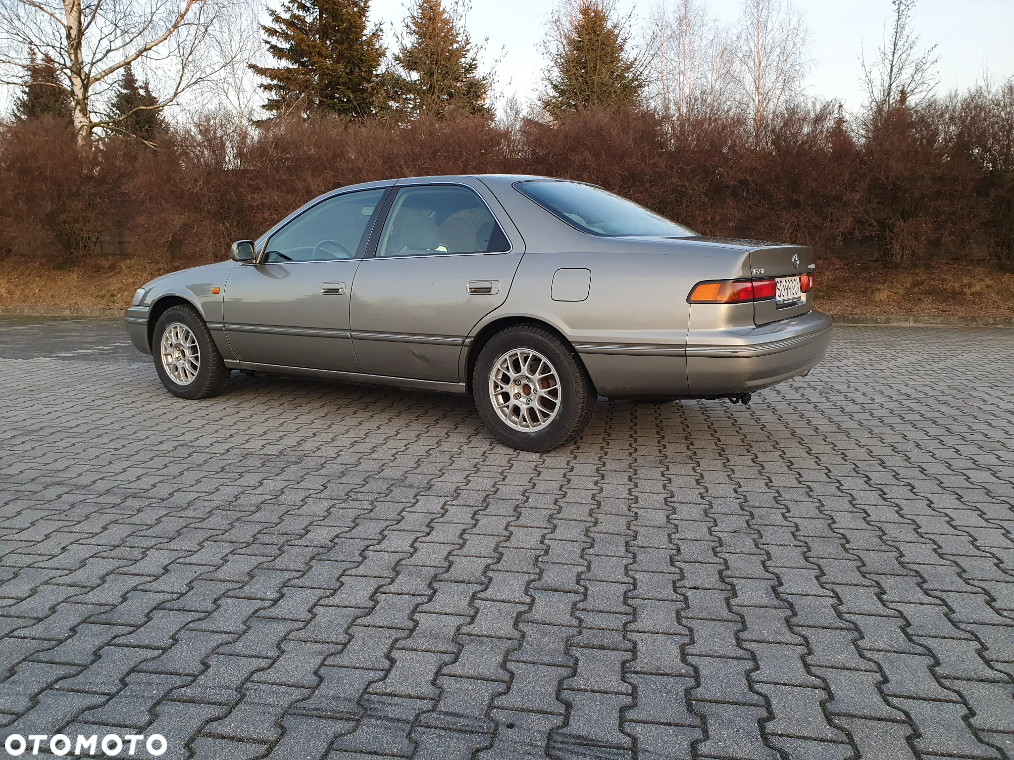 Toyota Camry 2.2 GL - 7