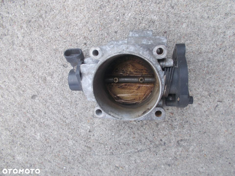 Volvo S40 V40 1,8B 1270311 2.0L Przepustnica - 2