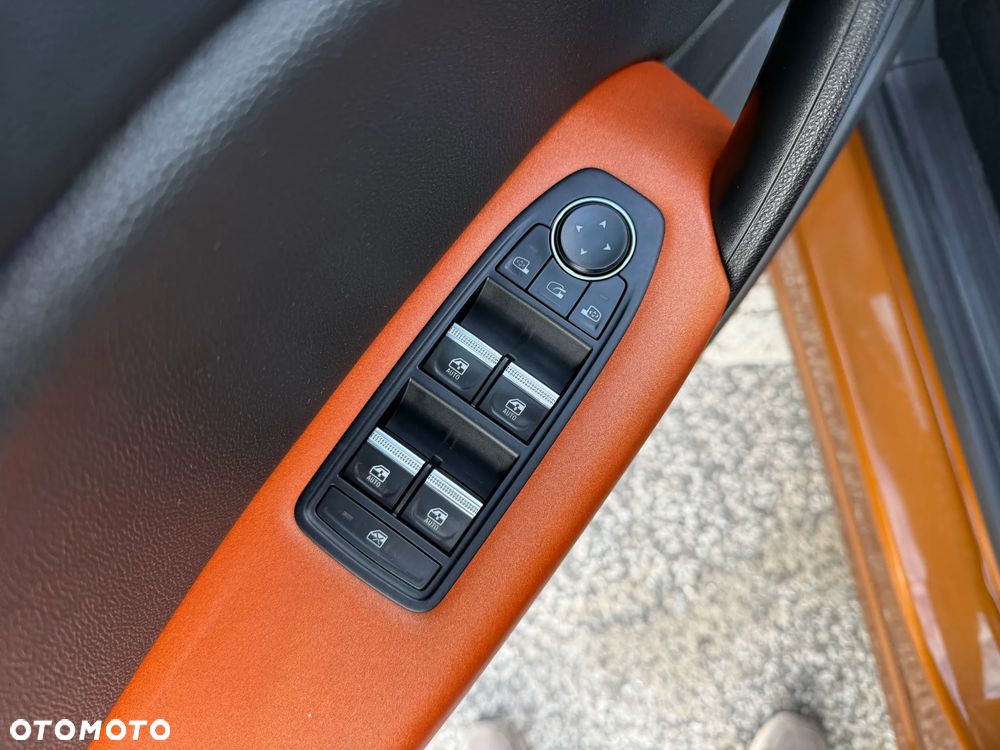 Renault Captur 1.3 TCe Intens EDC - 26