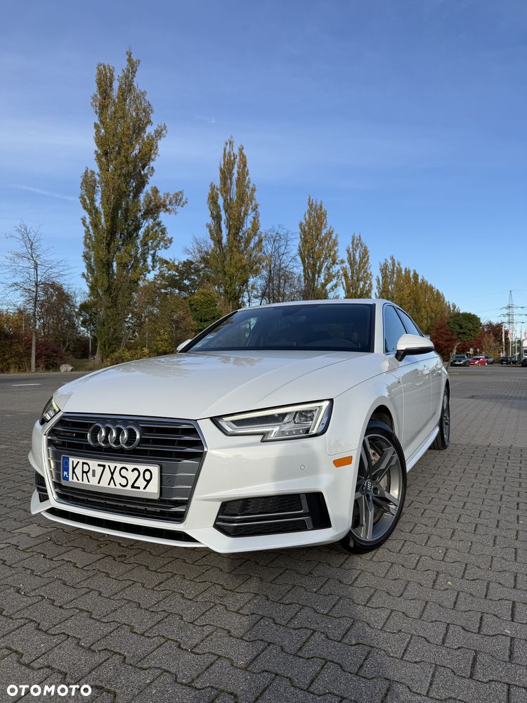 Audi A4 Limousine