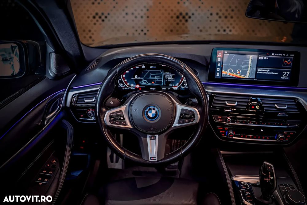 BMW Seria 5 530e xDrive Aut. - 19