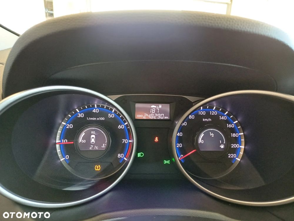 Hyundai ix35 - 20