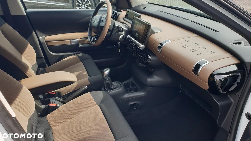 Citroën C4 Cactus - 15