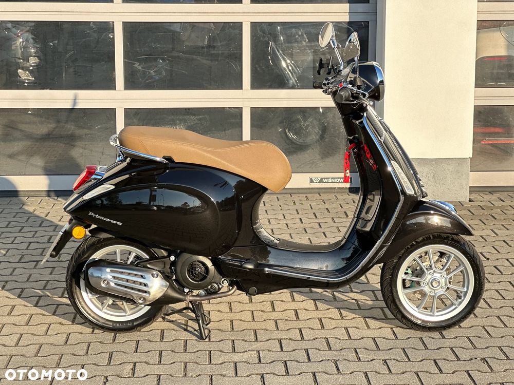 Vespa Primavera - 2