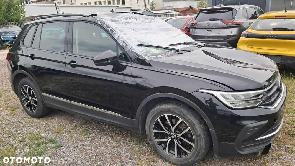 Volkswagen Tiguan - 5