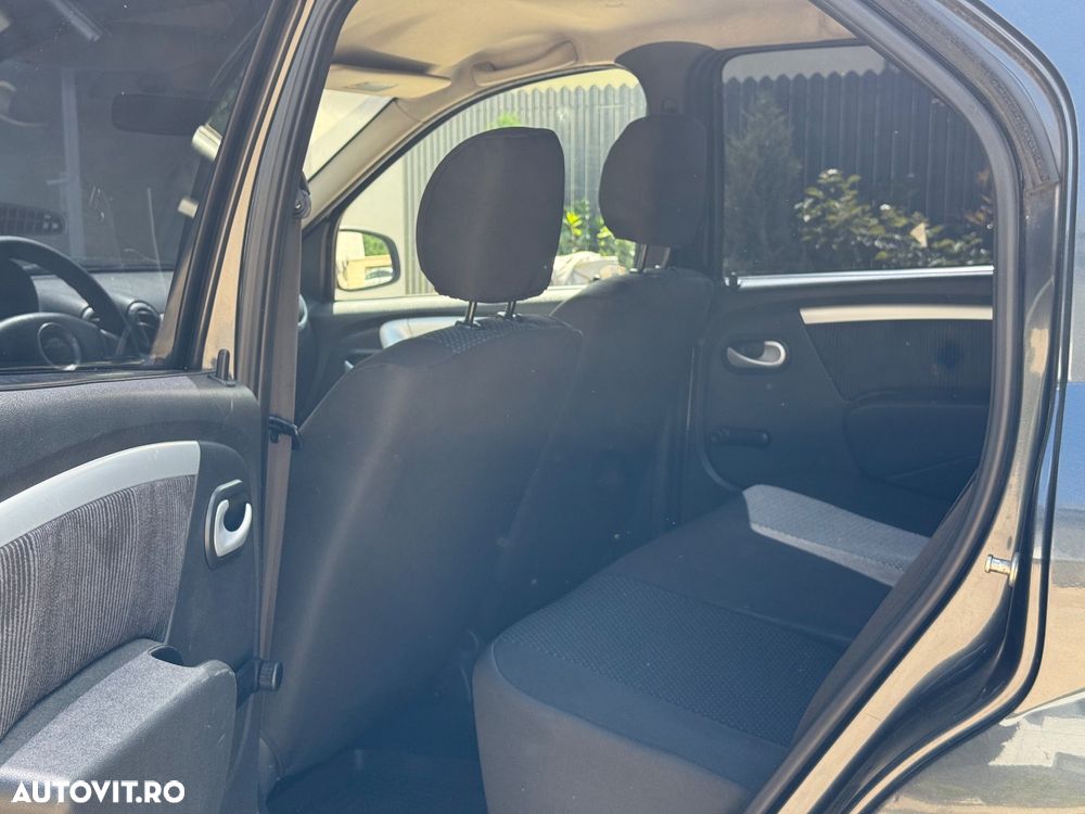 Dacia Logan 1.6 16V MPI Laureate - 7