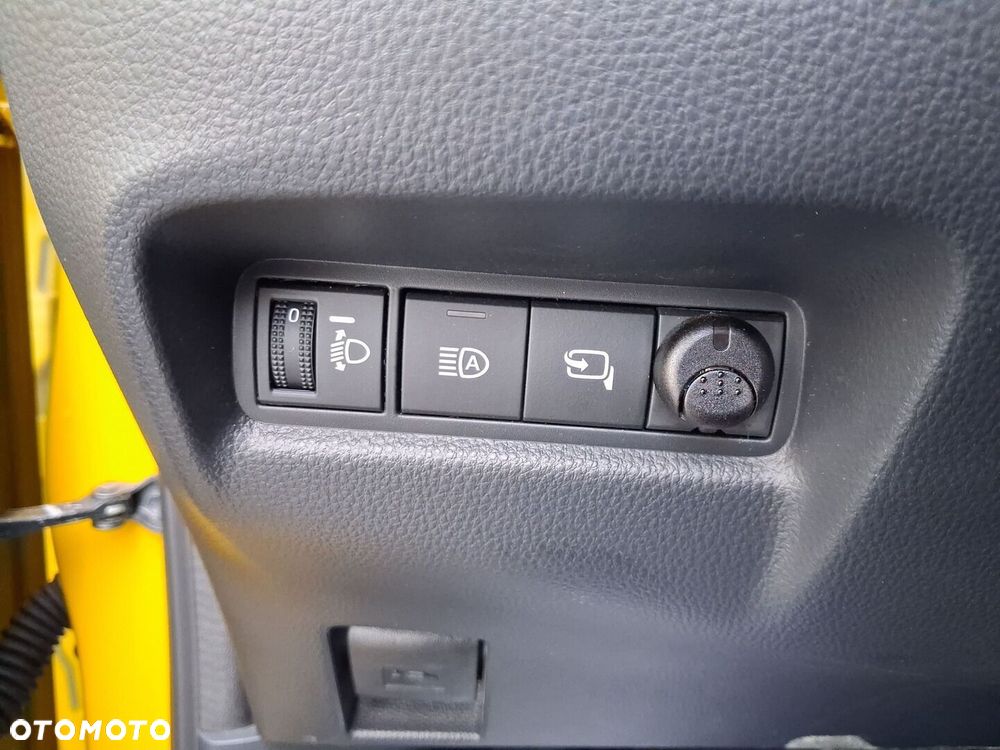 Toyota Aygo X Hybrid 1.5 Style e-CVT - 30
