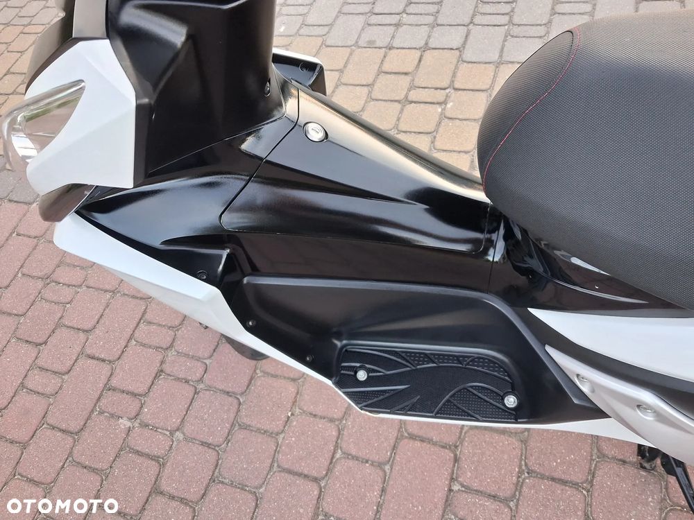 Honda NS - 7
