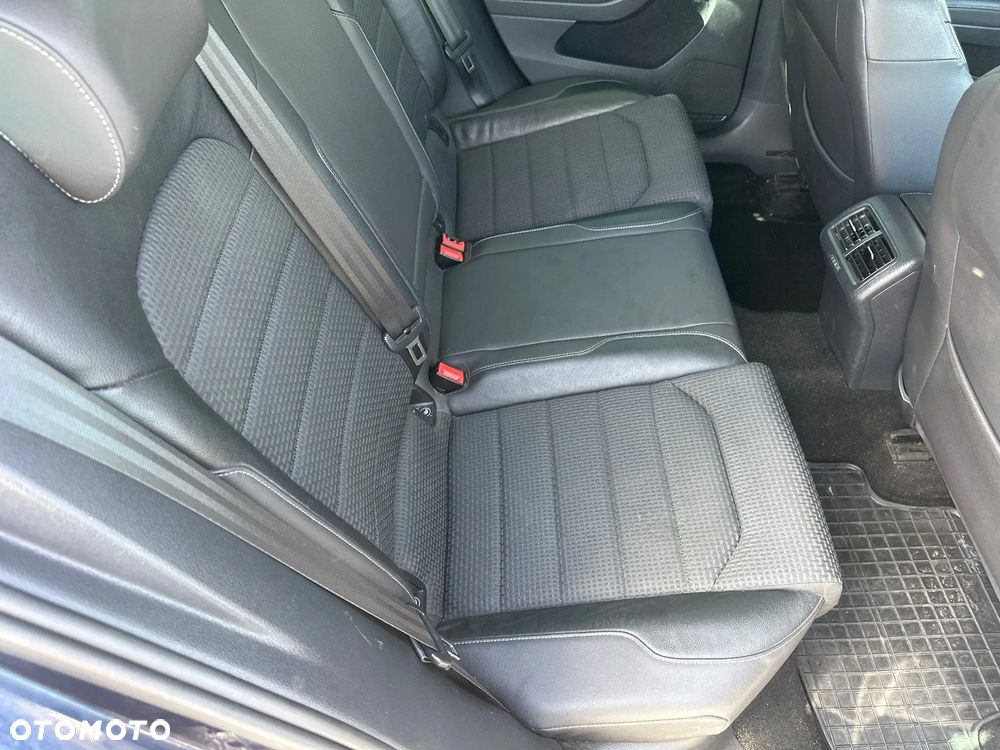 Volkswagen Golf 2.0 TDI BMT Highline - 19