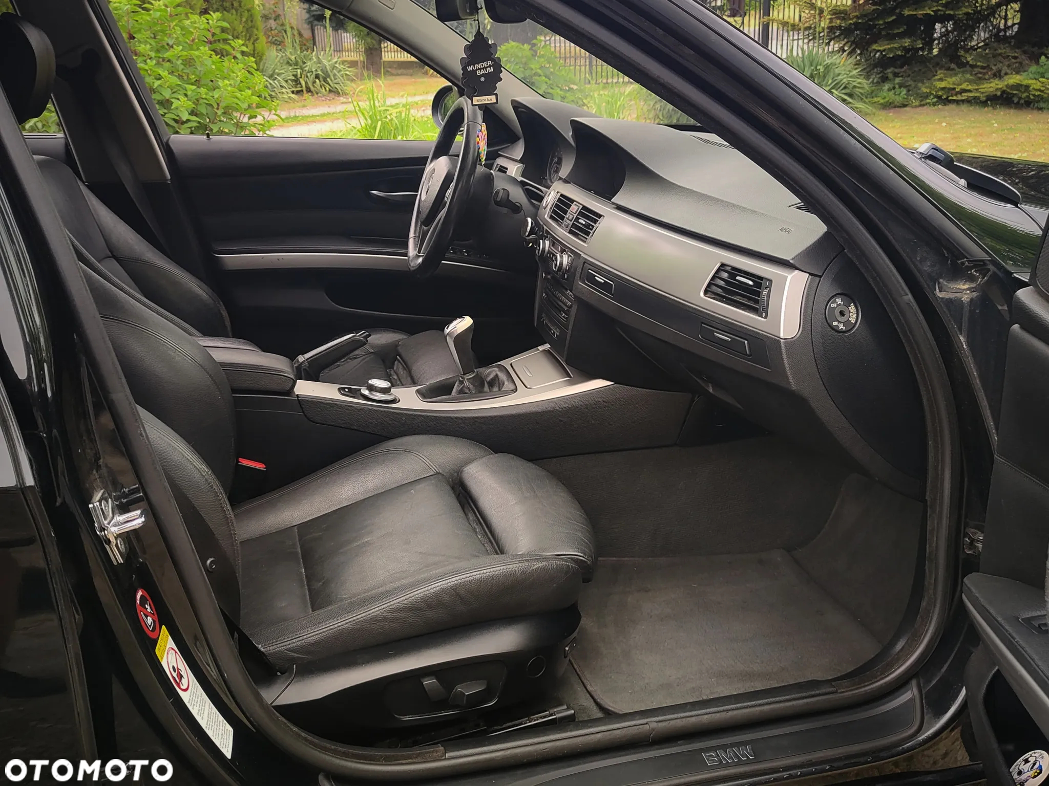 BMW Seria 3 318d - 14