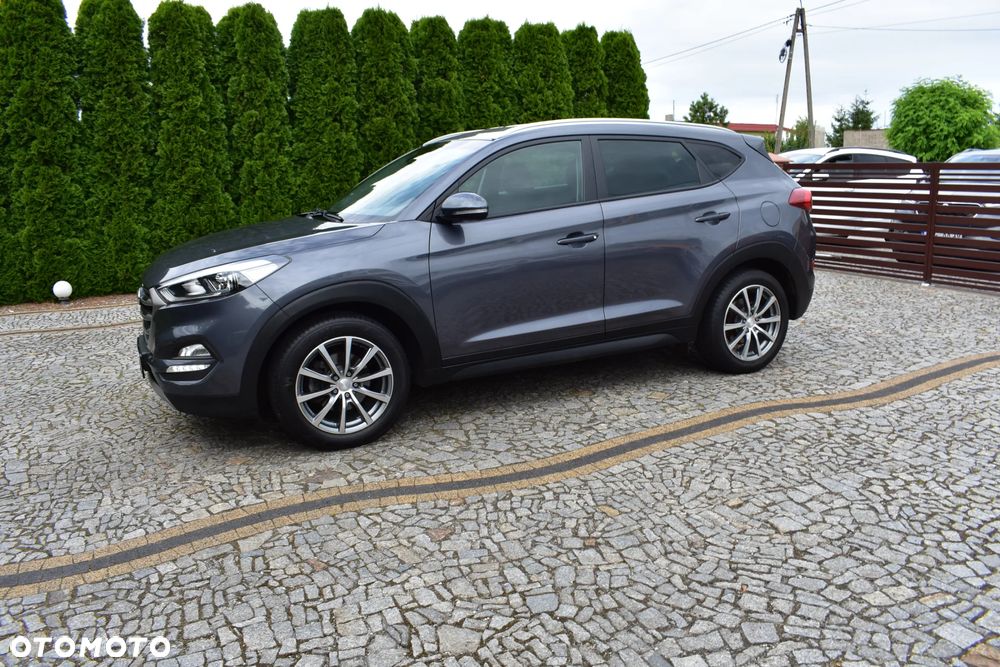 Hyundai Tucson 2.0 CRDi 4WD Automatik Intro Edition - 2