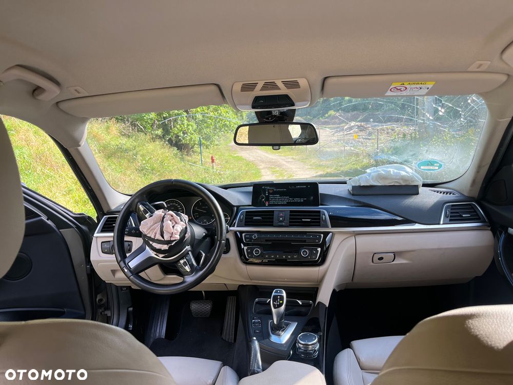 BMW Seria 3 325d Sport Line - 14
