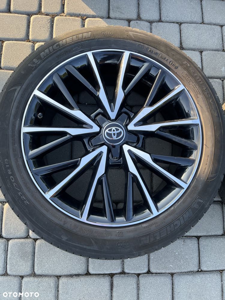 Alufelgi 5x114,3 18 cali Toyota Camry Avensis CH-r opony 225/50/18 - 1
