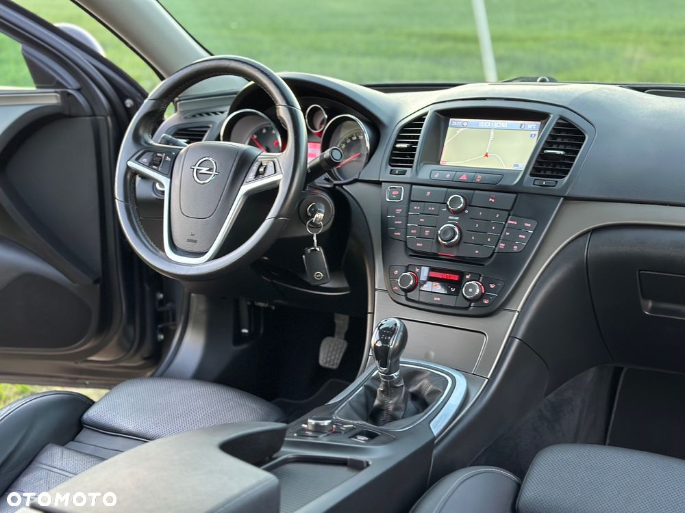 Opel Insignia - 26