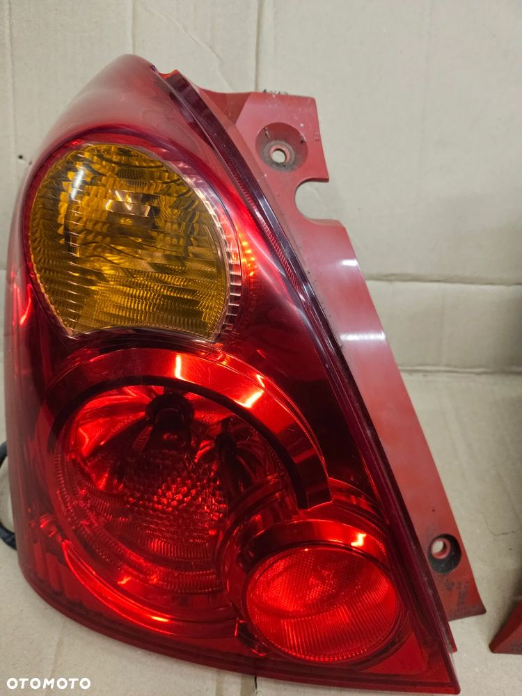 Suzuki Swift MK6 IV lampa tył tylna prawa lewa - 2