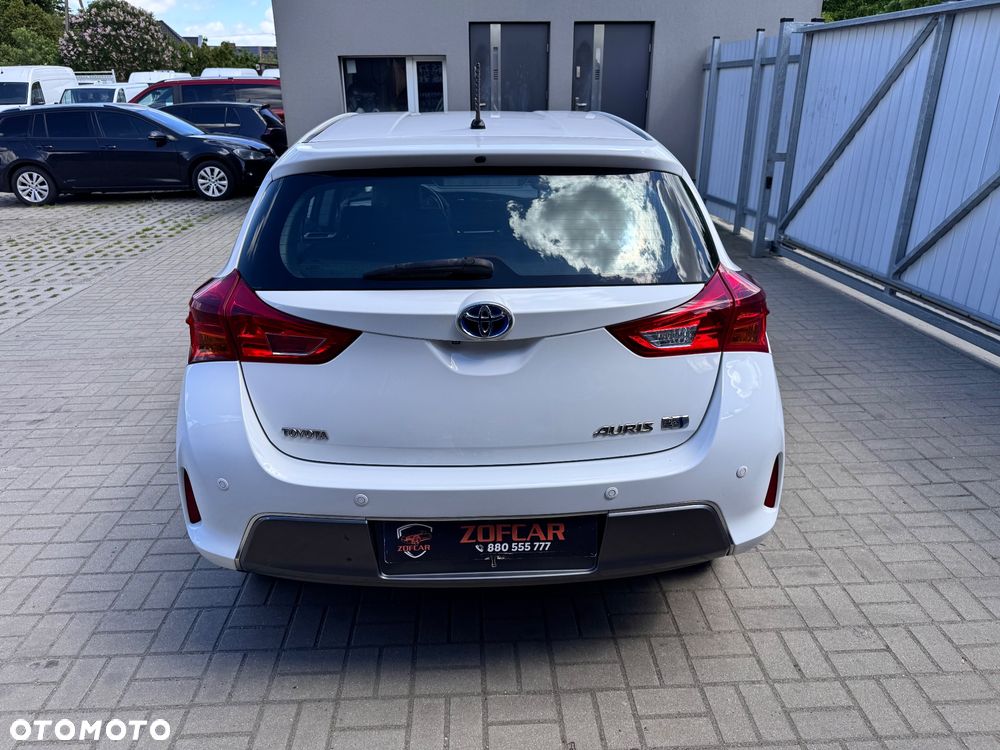 Toyota Auris - 4