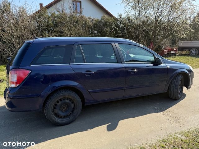Opel Astra 1.9 CDTI DPF Cosmo - 7