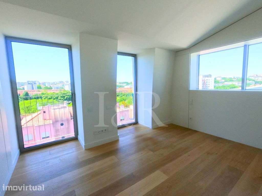 Apartamento T3 duplex com terraço perto do Parque das Nações - Grande imagem: 5/40