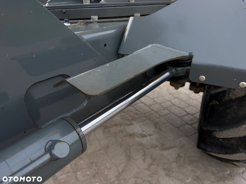 Wacker Neuson DW60 Wozidło Obrotowe 4x4. 6 ton ładowność z Pełną kabiną. OBROTOWA koleba 1350 mtg. 2021 rok. Jak nowe z salonu PERKINS turbo silnik. Pochodzi z Norweskiego Gospodarstwa Ziemniaczanego! Pełne sterowanie dżojstik REWERS HYDROSTATIC Ogrzewana Kabina Opony zero zużycia. Aktualna DEKRA. Kamery wysokiej jakośći! Zero luzów i wycieków. Szybka wolna jazda. Wielka Okazja. Ośswietlenie Rozbudowane. Hak kulka - 17
