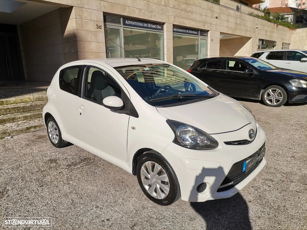 Toyota Aygo 1.0 + AC+VSC - 3