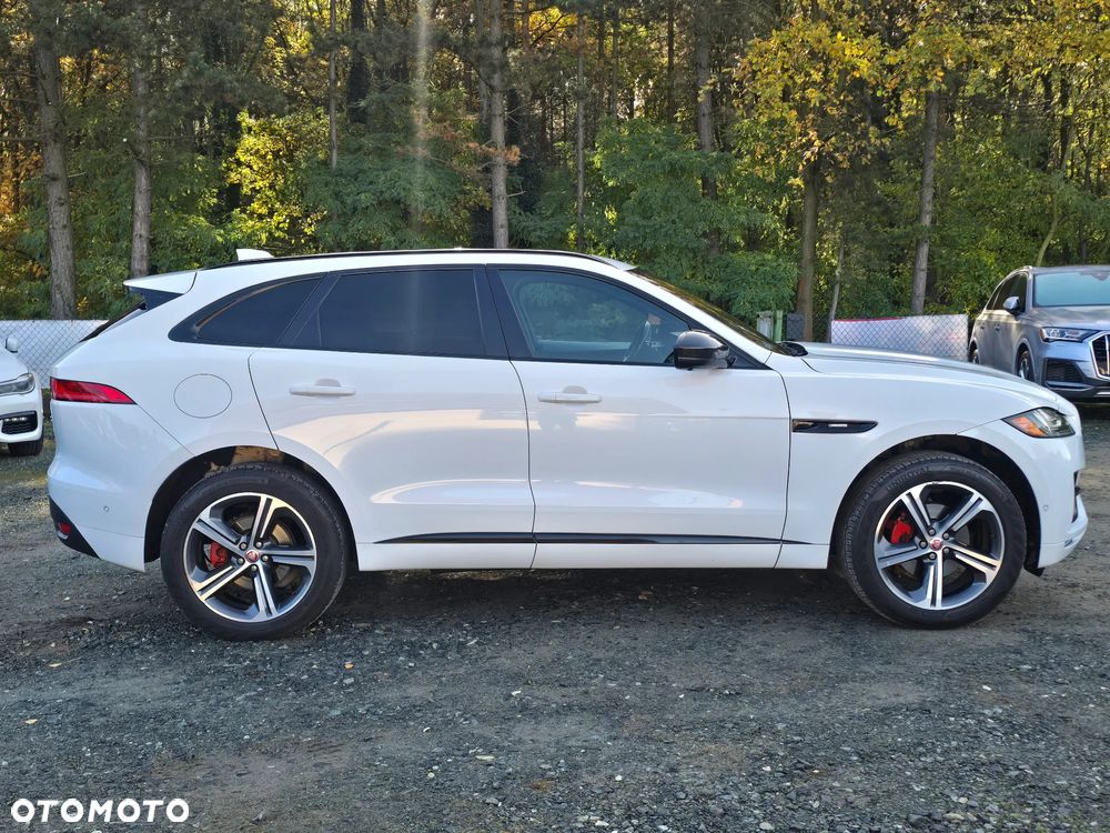 Jaguar F-Pace 20d AWD R-Sport - 8