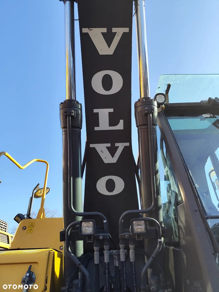 Volvo EC220DL - 16