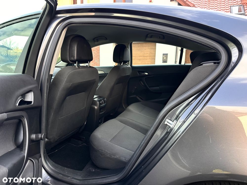 Opel Insignia 1.6 Edition - 11