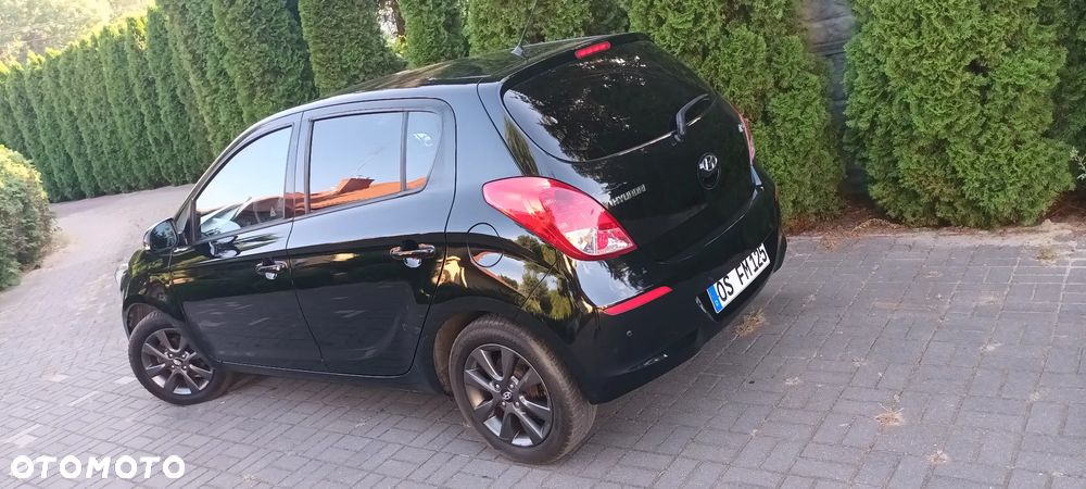 Hyundai i20 1.2 Intro Edition - 16