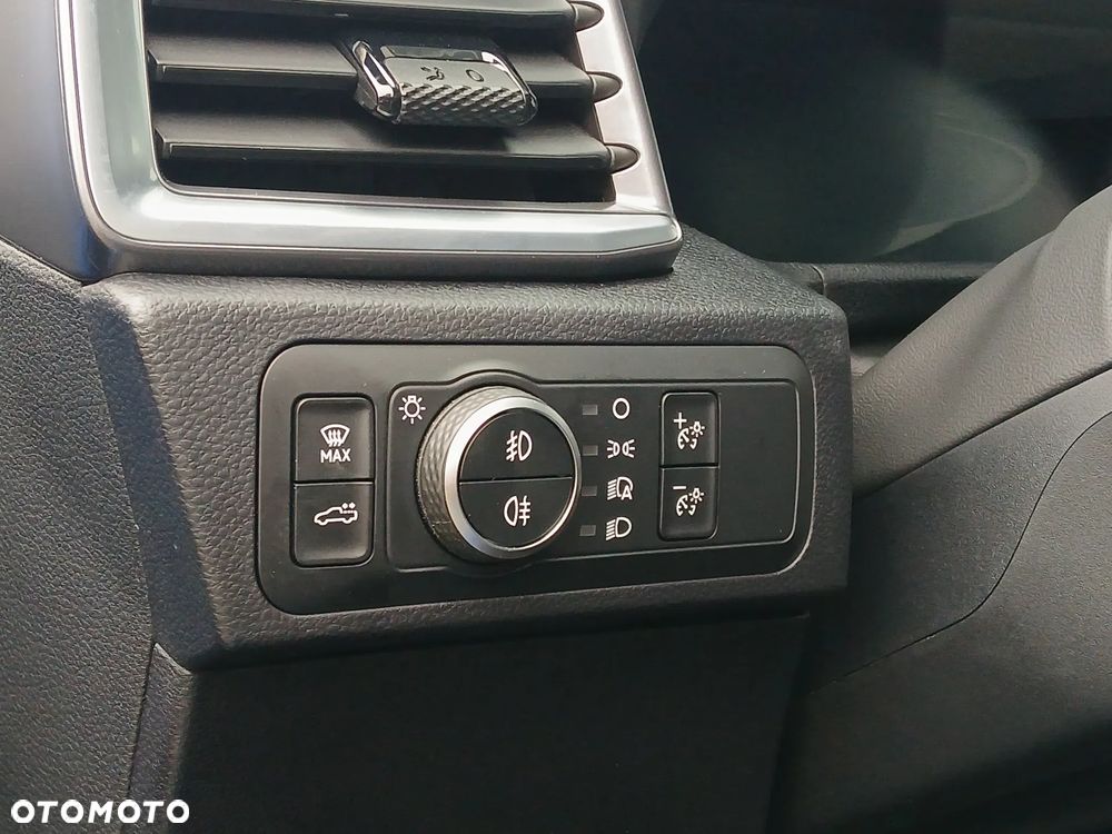 Volkswagen Amarok 3.0 V6 TDI 4Mot Aventura - 9